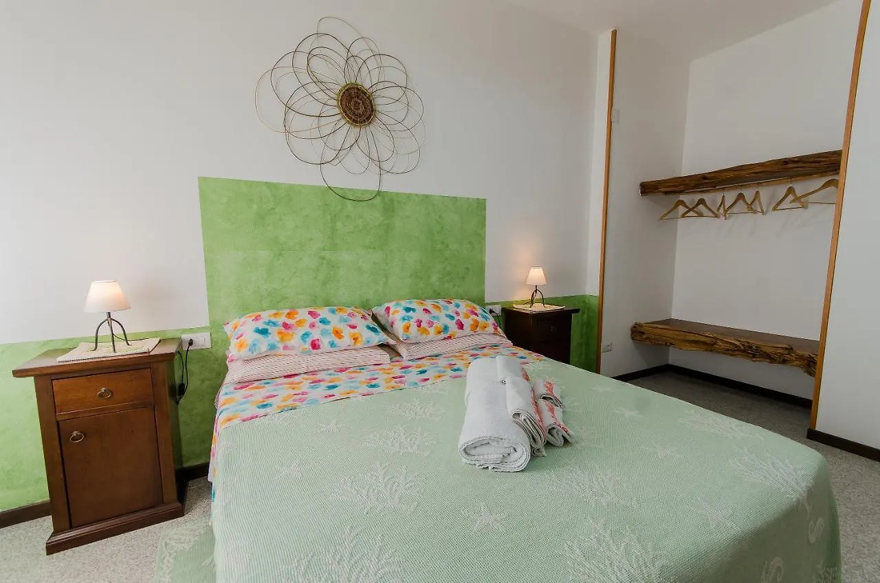 Bellavista Bed and Breakfast Loceri 0*,
