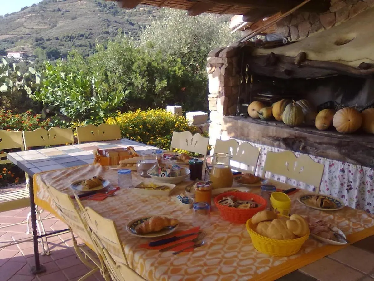 Bellavista Bed & Breakfast Loceri